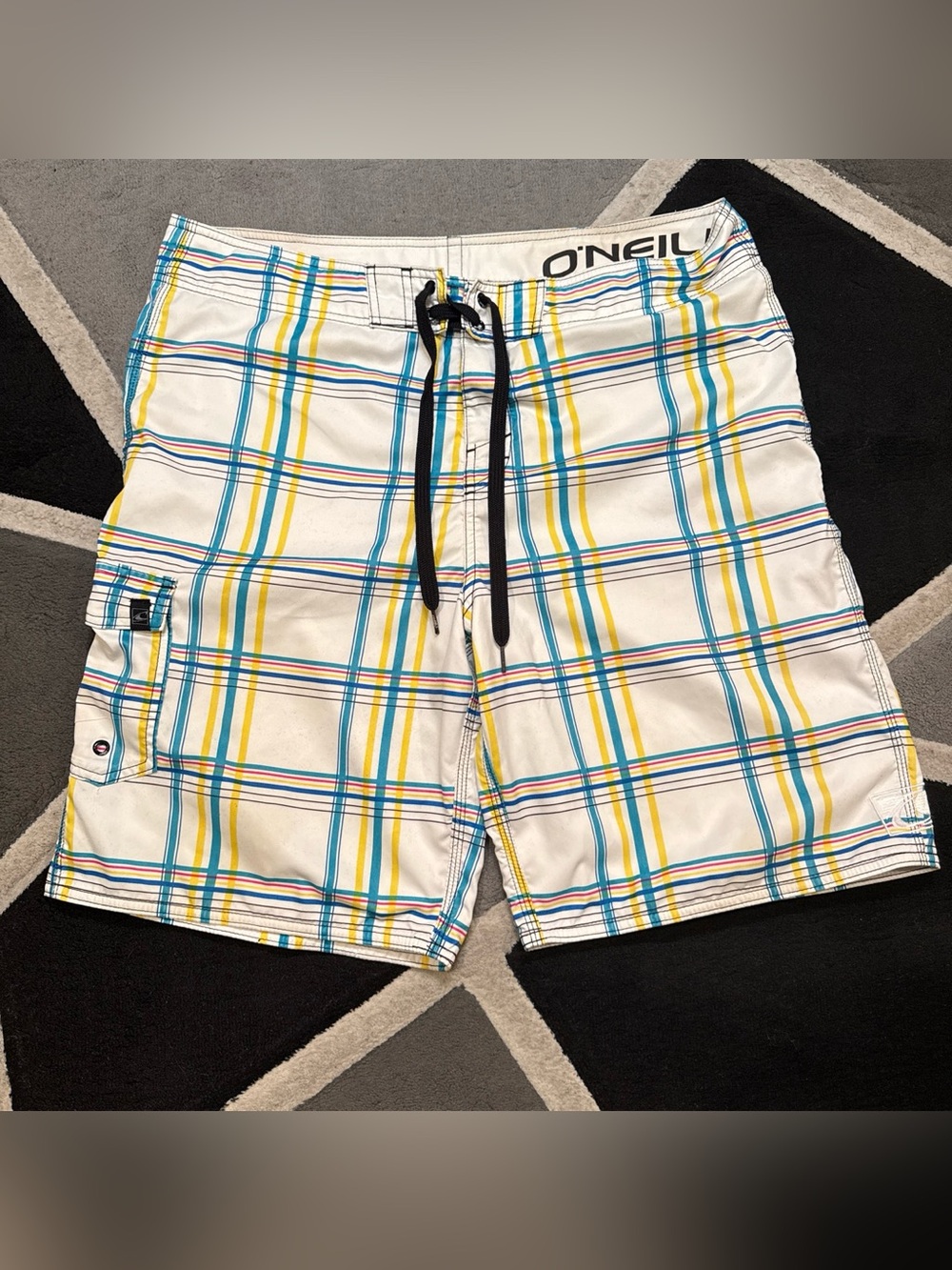 Y2K O'Neill plaid board shorts